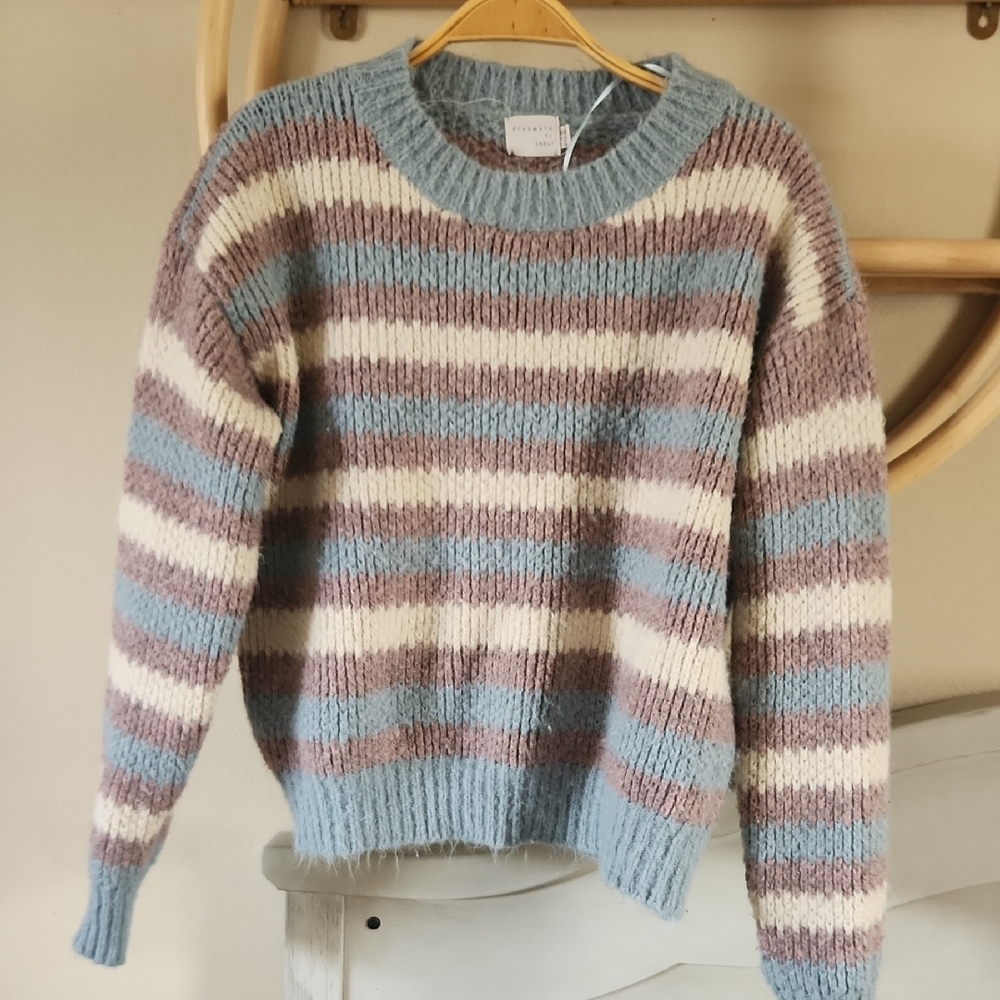 Debut Blue and Cream Crew Neck Sweater with Stripes